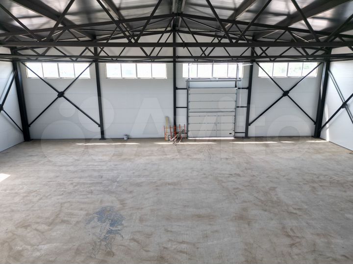 Склад, 300 м²