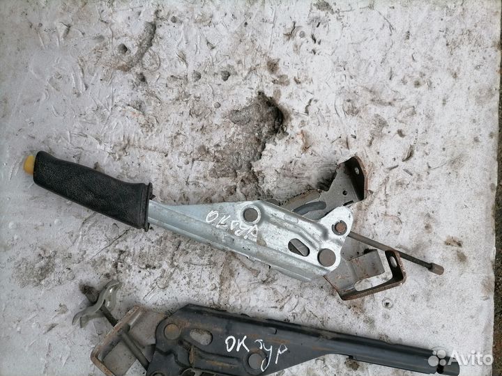 Ручник Шкода октавия тур