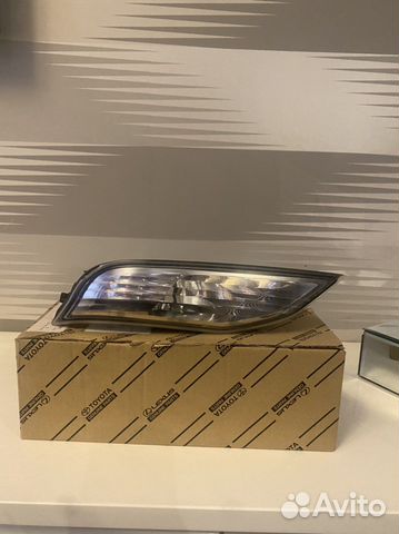 Указатель поворота перед.правый на lexus gx460