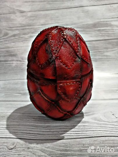 Шкатулка яйцо