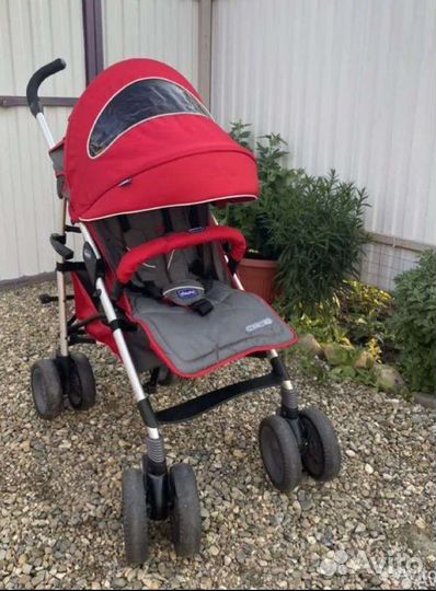 Прогулочная коляска chicco