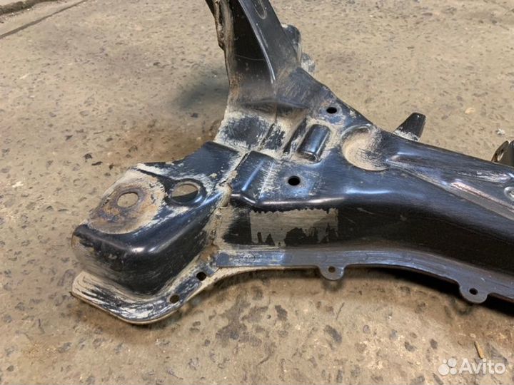 Подрамник передний Volkswagen Sharan 7M 2.0 ADY