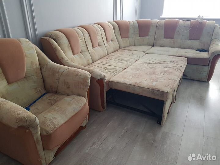 Угловой диван