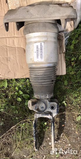 Пневмостойка Touareg