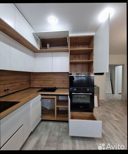 Индивидуальные угловые кухни