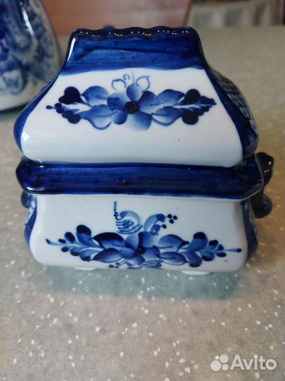 Фарфоровая посуда гжель