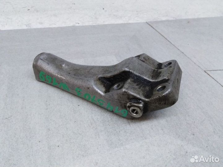 Кронштейн двигателя A6402230204