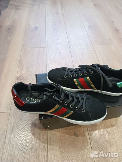 Новые мужские кроссовки