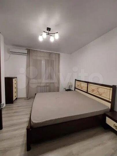 2-к. квартира, 60 м², 10/15 эт.