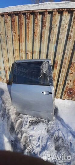 Дверь боковая правая задняя, Toyota Voxy Noah