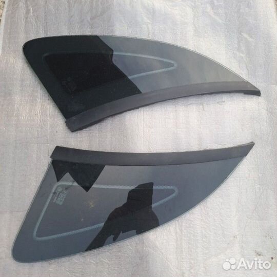 Опель Корса С форточка левая