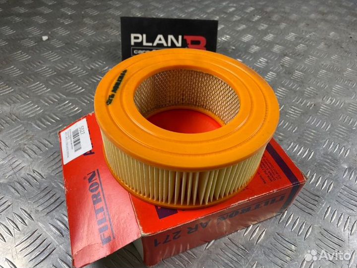 Фильтр воздушный двигателя Filtron Ar271