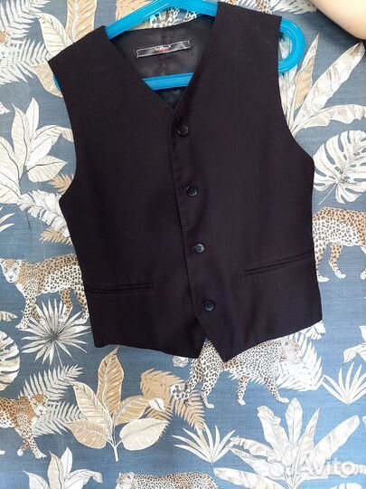 Классический пиджак и жилет на мальчика