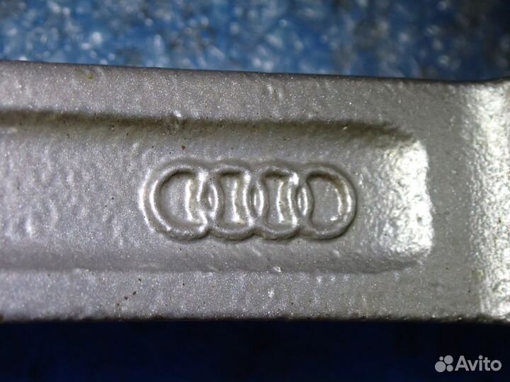 Комплект оригинальных колес R18 Audi A8 зима