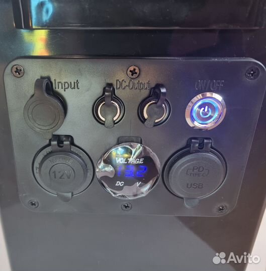 Аккумулятор Lifepo4 12В 200Ач с выходами 12В и Usb