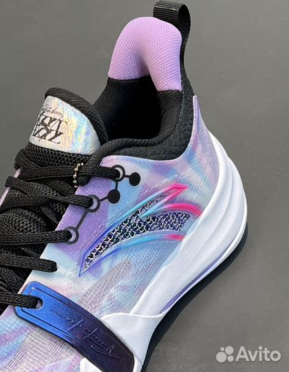 Anta light crazy 4 team 