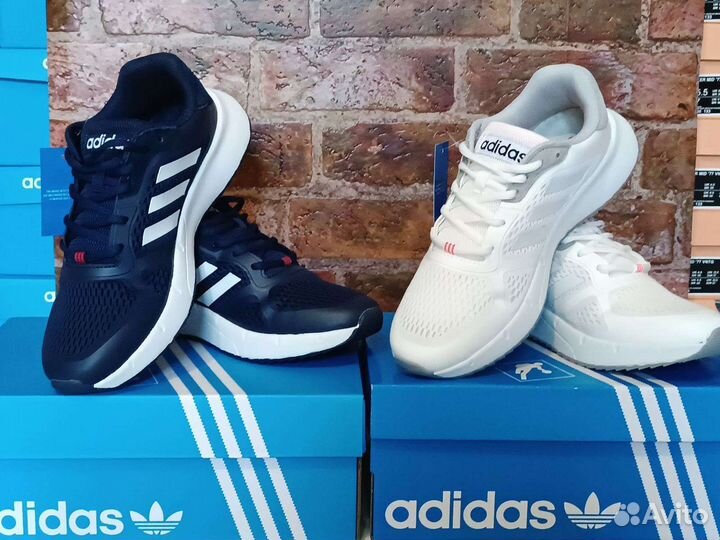 Adidas мужские кроссовки новые