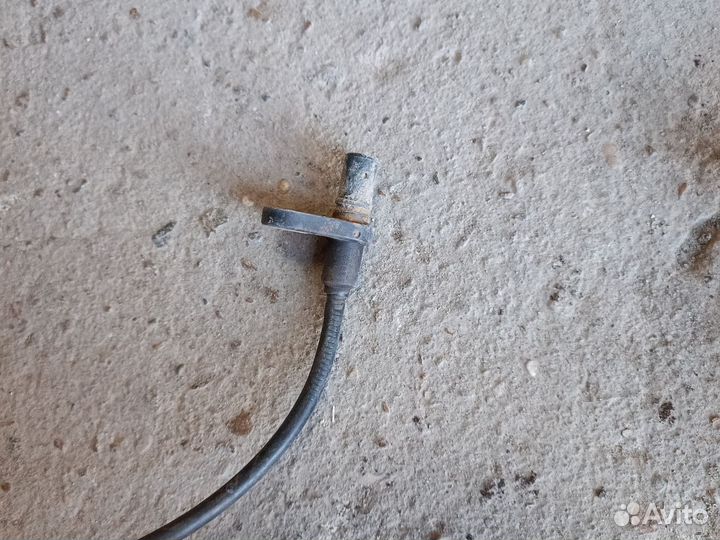 Датчик abs задний LR nissan qashqai g11