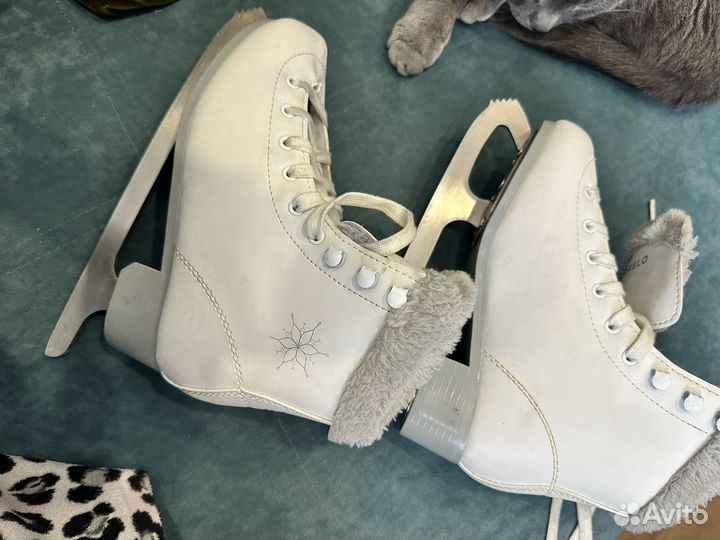 Коньки фигурные 35/36