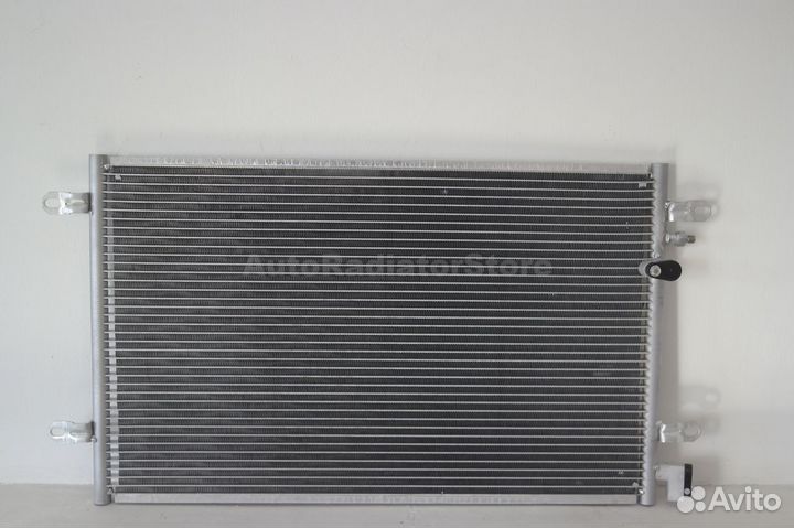 Радиатор кондиционера Audi A6 04-10 / S6 06-11