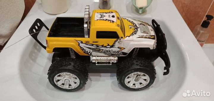 Внедорожник / амфибия