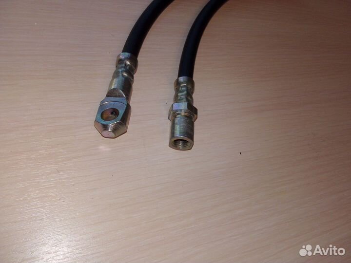 Шланг тормозной передний Andycar (2шт) новый