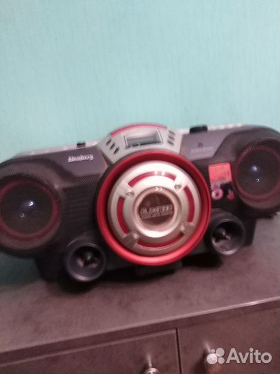 Магнитола Elenberg