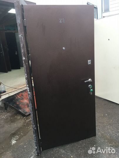 Дверь входная железная бу