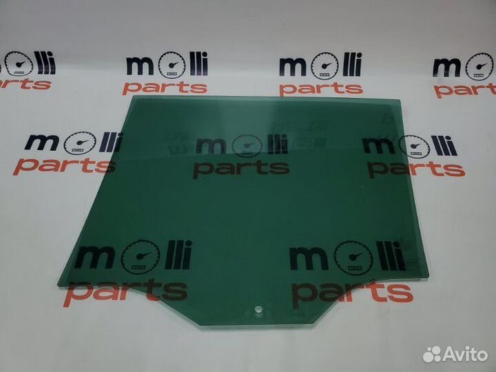 Стекло двери заднее правое Volkswagen Tiguan 2