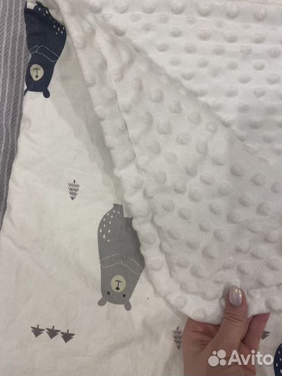 Бортик для кроватки, плед, простынь на резинке