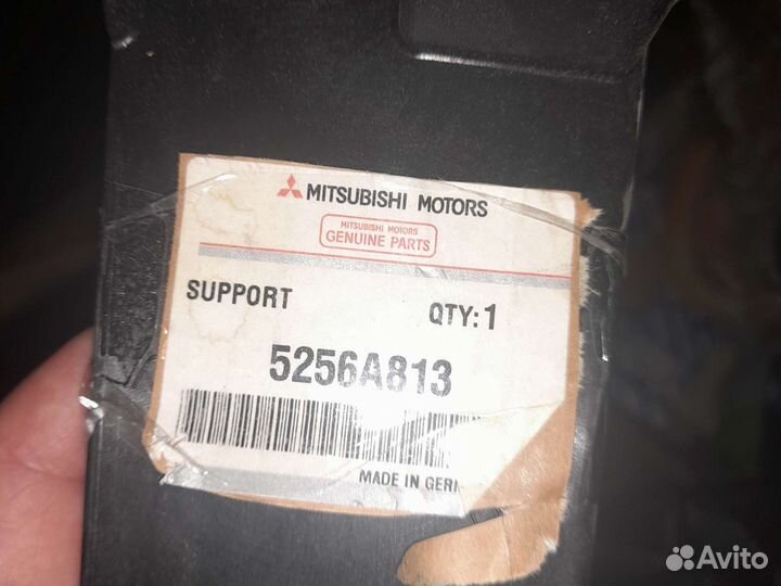 Кронштейн фары