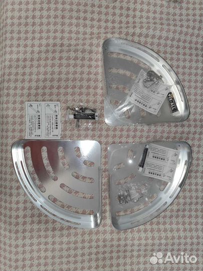 Полки для ванной комнаты