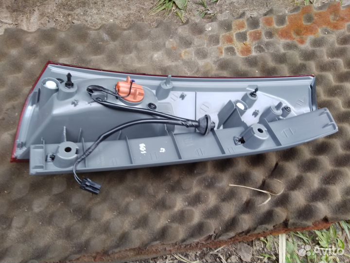 Фонарь задний правый Kia Ceed 2010-2012 универсал