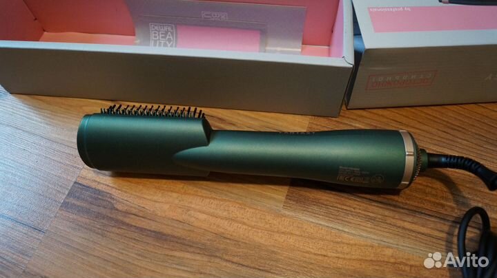 Фен-расческа Fantasy dewal beauty HB4000