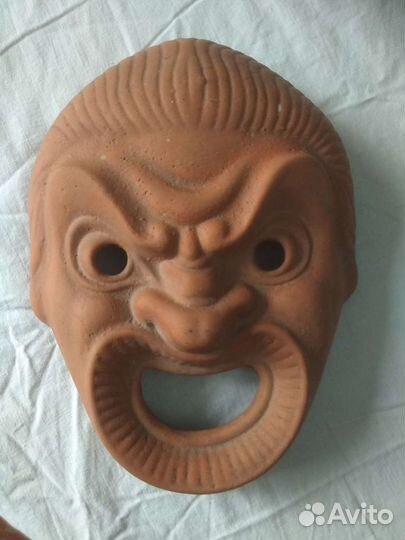 Маска декоративная