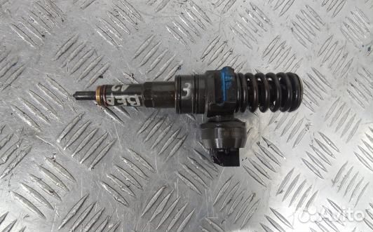 Форсунка дизельная skoda superb 2 (BEA12AL03)