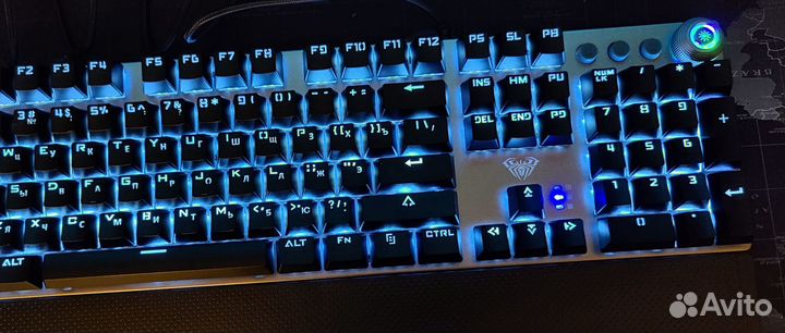 Клавиатура с подсветкой