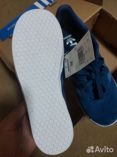 Кеды adidas для девочки 35