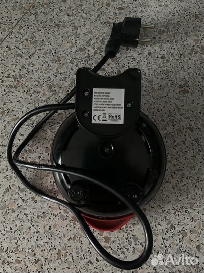 Мини вафельница