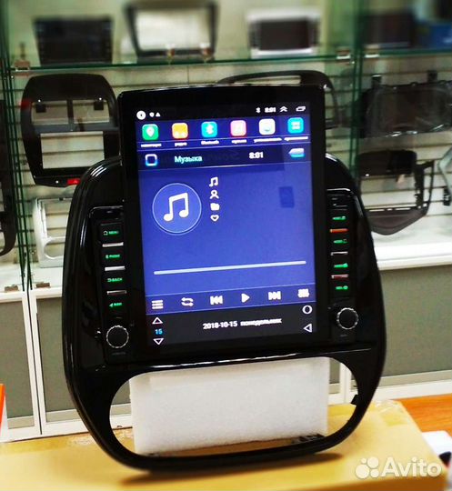 Renault Kaptur магнитола Android Тесла новая