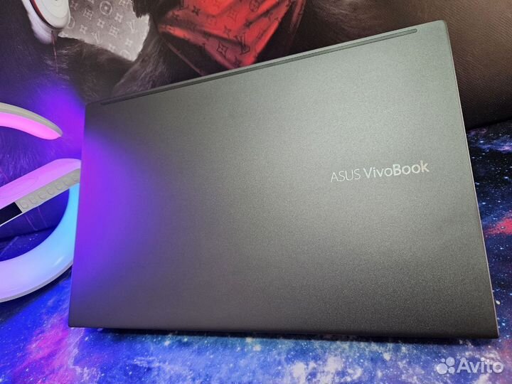 Asus VivoBook 15 Oled i5-1135G7/16Gb/512Gb