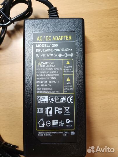 Блок питания 12В 5А