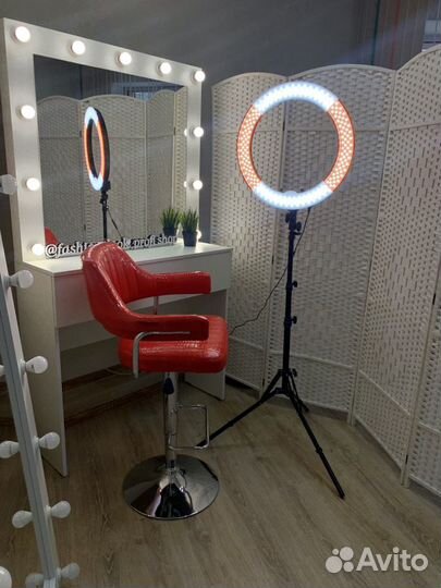 Кольцевая LED лампа