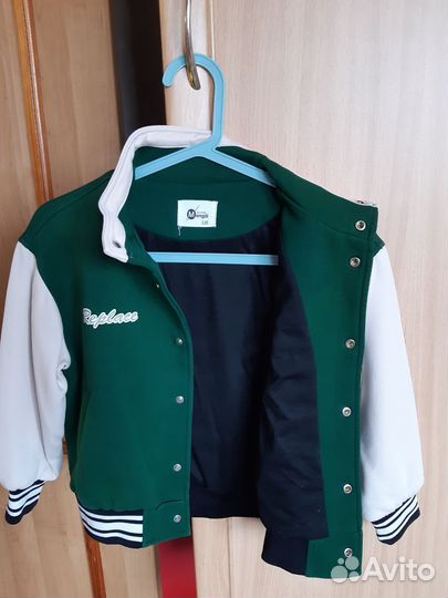 Куртка бомбер