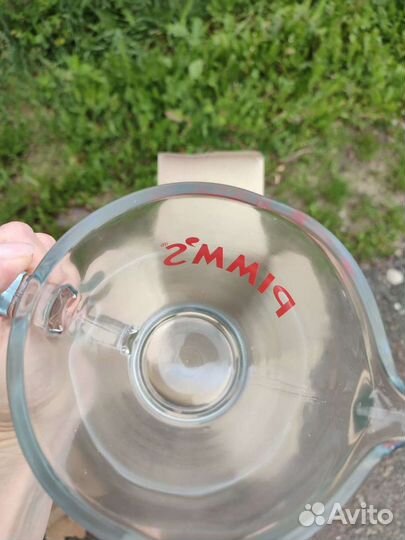 Кувшины из стекла