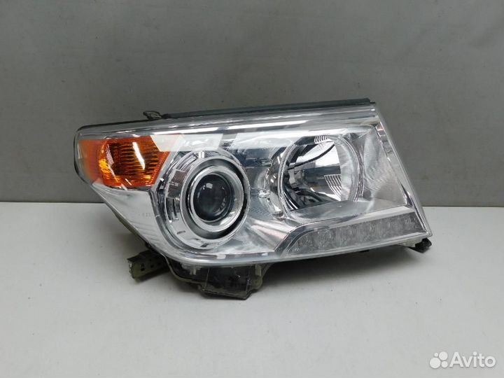 Фара правая Toyota Land Cruiser