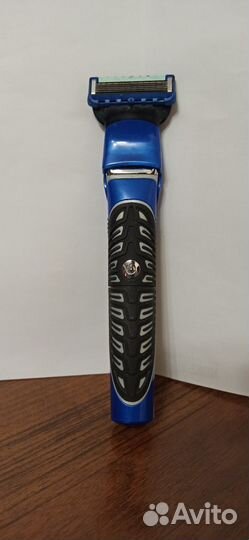 Gillette styler 3в1