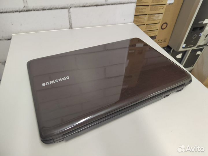 Ноутбук Samsung\Core i5\SSD\4Gb