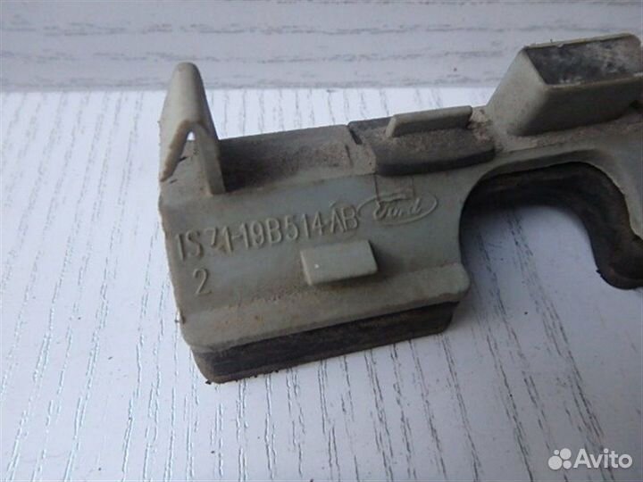 Кнопка открывания багажника Ford Mondeo 3