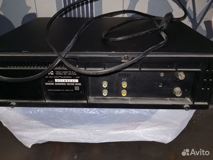 Видеомагнитофон jvc